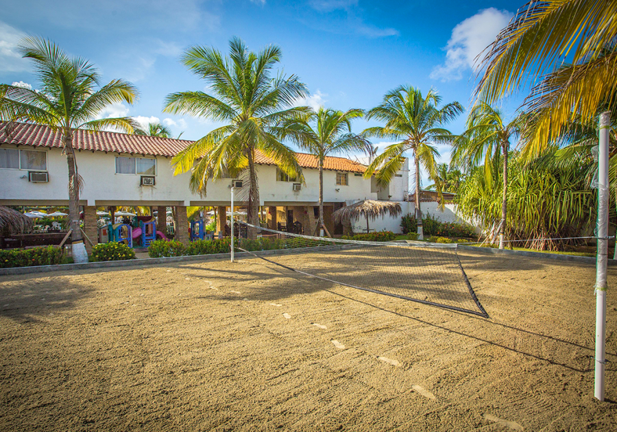 hotel-villa-marina-suites-chichiriviche-areas-beach-volleyball