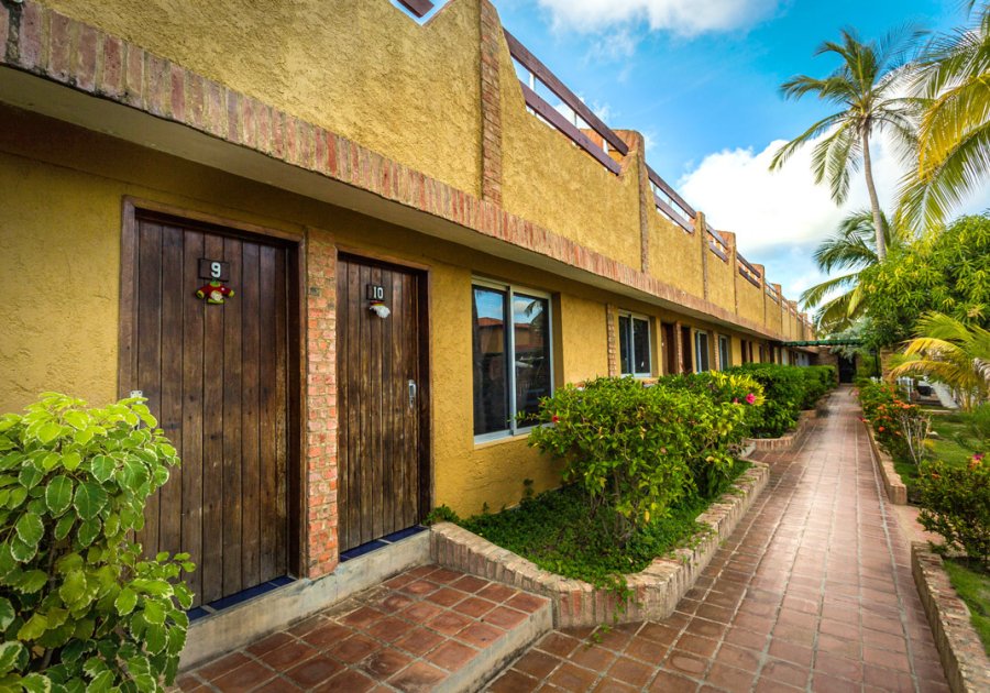 hotel-villa-marina-suites-chichiriviche-areas-room-bookin