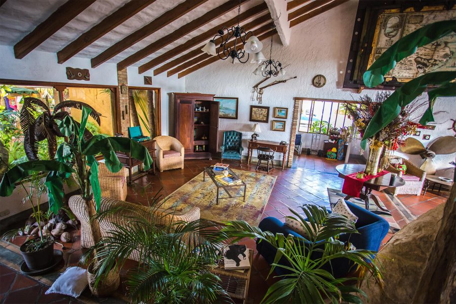 hotel-villa-marina-suites-playa-beach-venezuela-areas-comunes-lobby