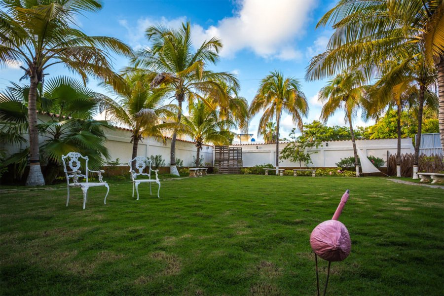 hotel-villa-marina-suites-playa-beach-venezuela-areas-comunes-park-recreacion